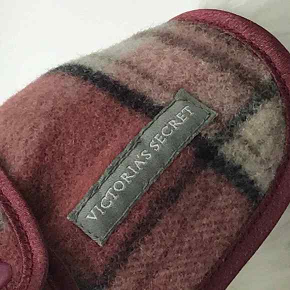 Plush LOLA Victoria Secret Dog 2001 Stuffed Animal Toy Fluffy White Plaid Coat - Picture 5 of 12